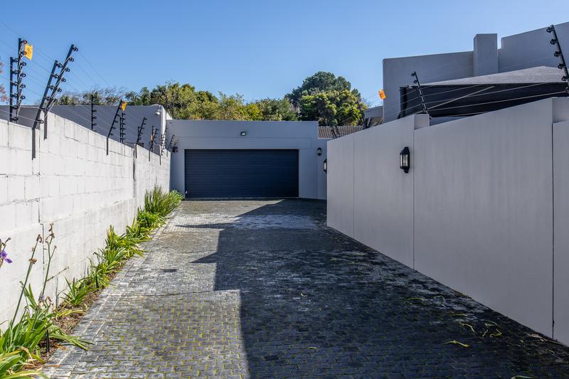 To Let 3 Bedroom Property for Rent in Constantia Western Cape